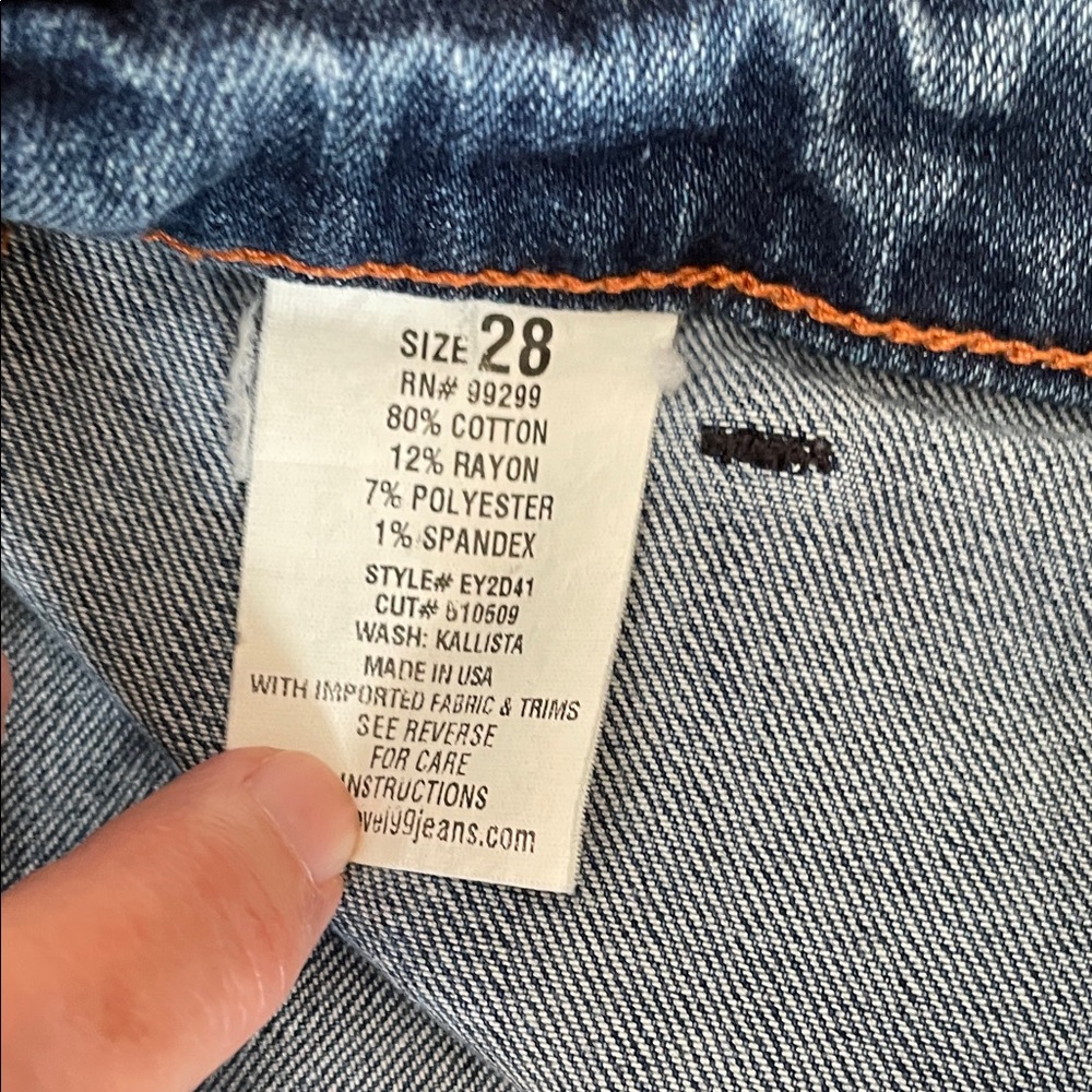 28 Women’s Straight Leg Dark Blue Jeans - Picture 4 of 9